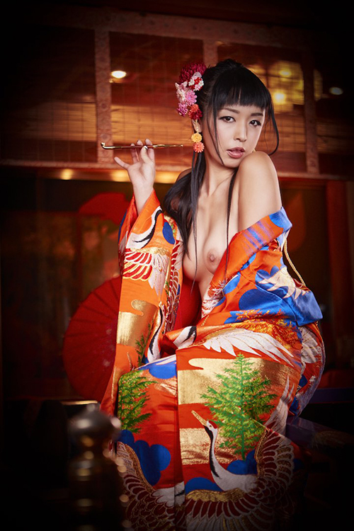 Japanische Porn Star Marica Hase Mit Metall Sadomasochistischen Sex Verbunden Japanische Porn Star Marica Hase Mit Metall Sadomasochistischen Sex Verbunden