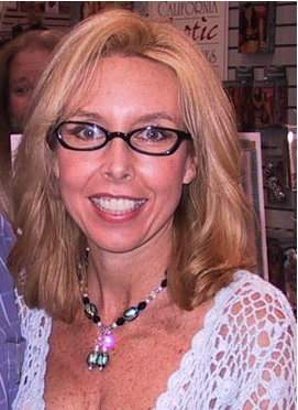 '80s/'90s porn star Victoria Paris dies aged 60 » Hush-Hush