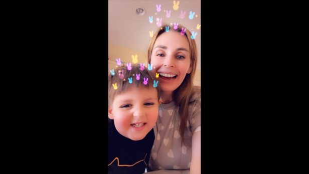 #livestream Happy Easter ! We're having an Easter egg hunt🥚🐰🍬🍫🐣 